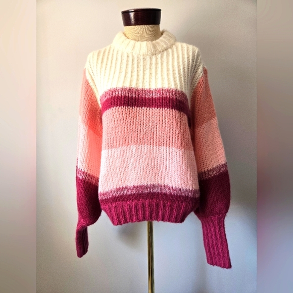 STEELE LABEL - Cream/Pink/Maroon Mohair and Wool Striped Relaxed Fit Sweater.Sm - Picture 1 of 10